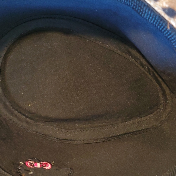 Hello Kitty Fedora EUC - Picture 8 of 9
